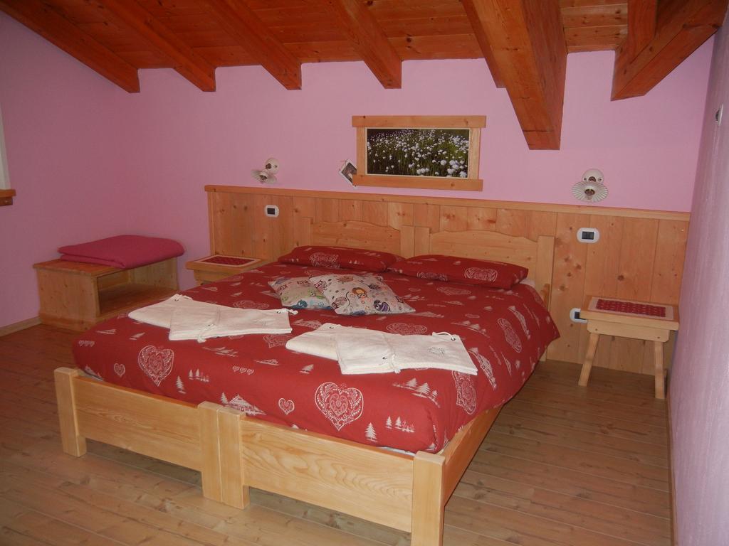 B&B La Casa Del Sole St. Michael an der Etsch Zimmer foto
