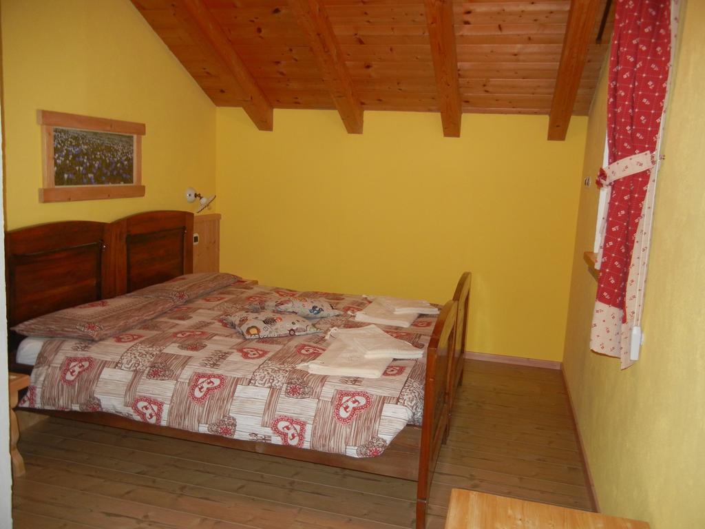 B&B La Casa Del Sole St. Michael an der Etsch Zimmer foto